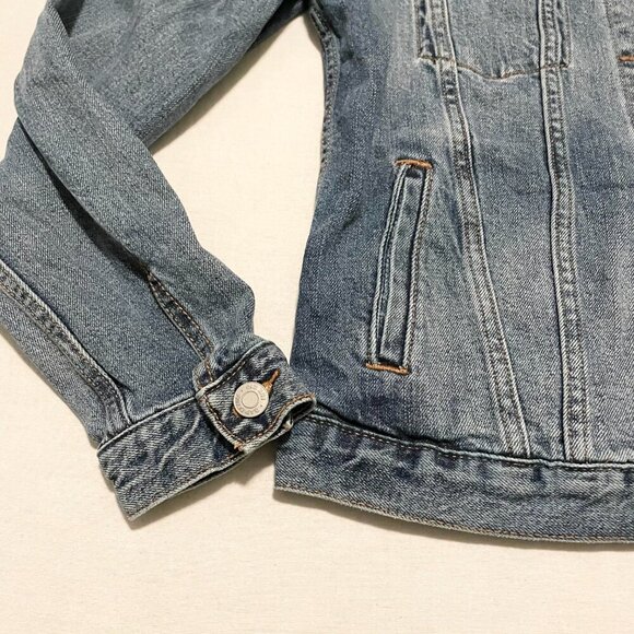 Gap 1969 Jean Jacket Denim Size Small Icon Medium Wash - Picture 6 of 16